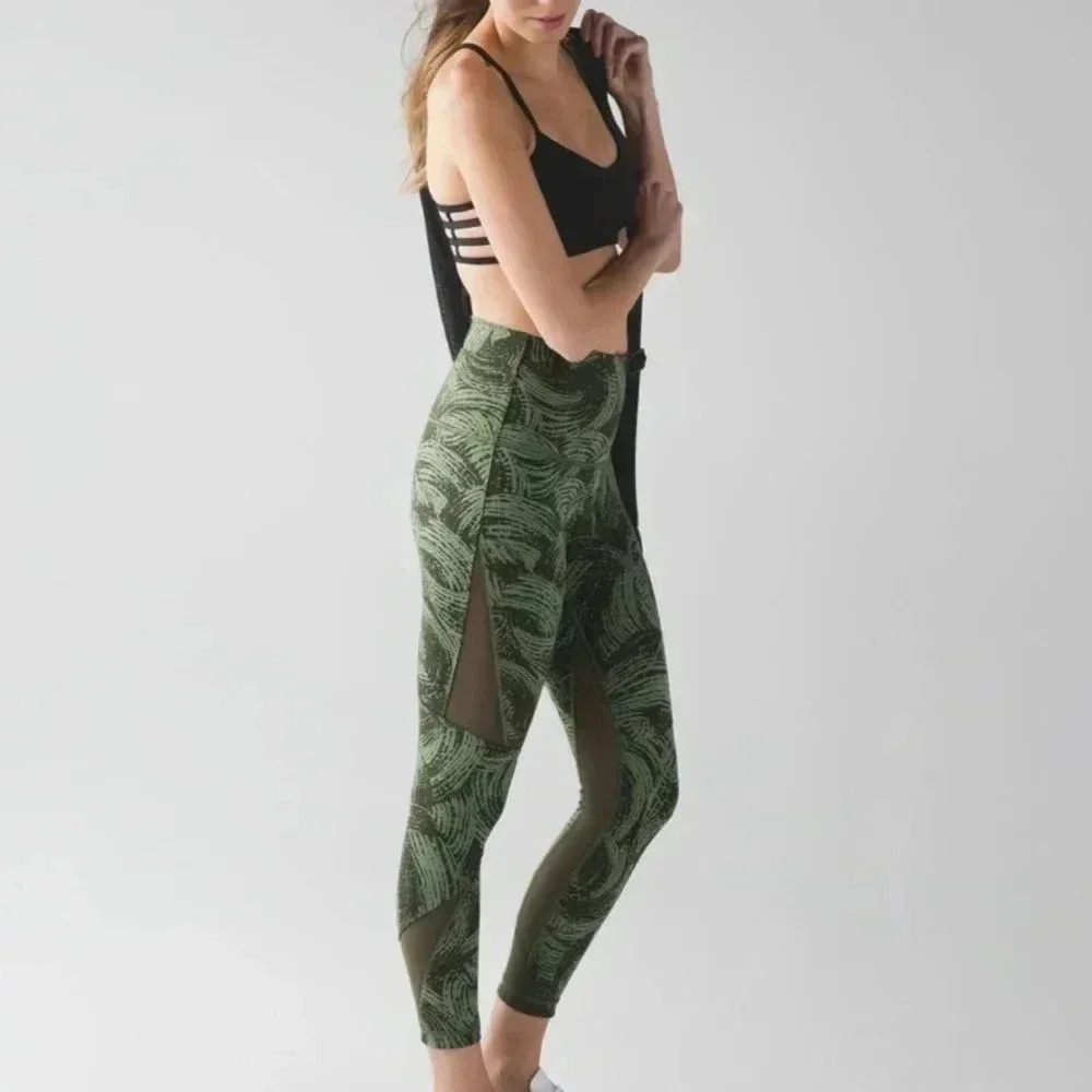 Lululemon wanderlust  limited edition Highest Times Pant